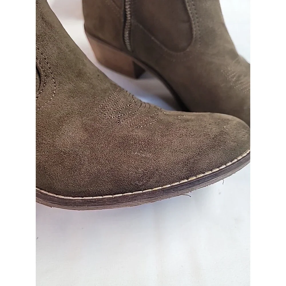 Dolce Vita Silma Western-inspired Brown Suede Ankle Bootie/Side Zip US 9.5 Women
